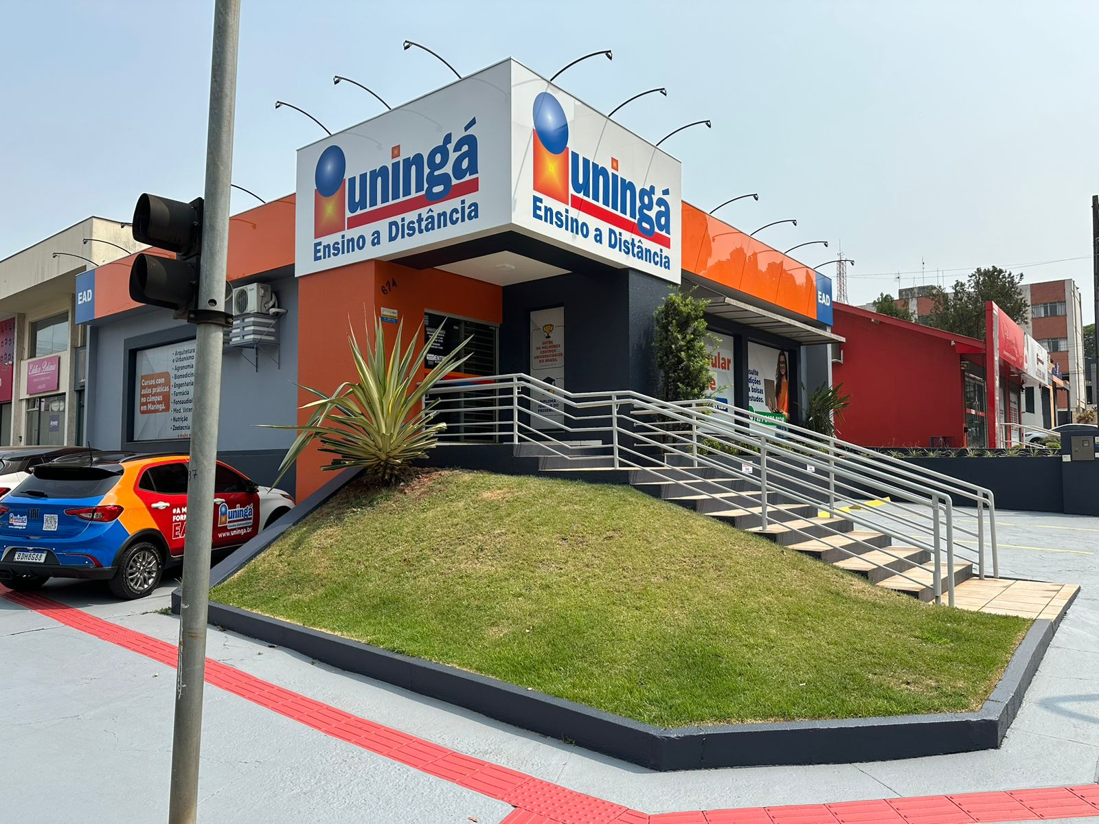 Polo Uningá Londrina - fachada